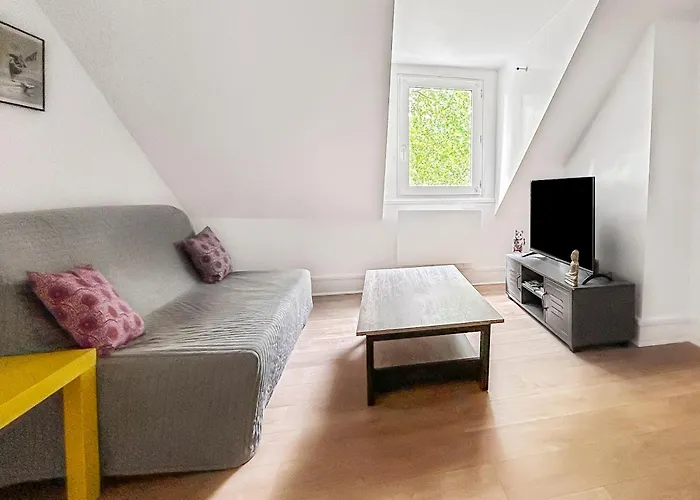 Апартаменти - Vue Parc- Proche Transports Тур